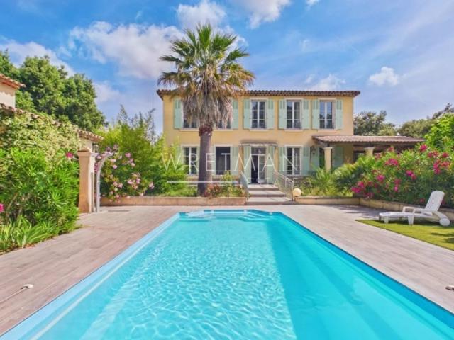Bastide de charme aux prestations authentiques avec maison d'amis Le Thoronet