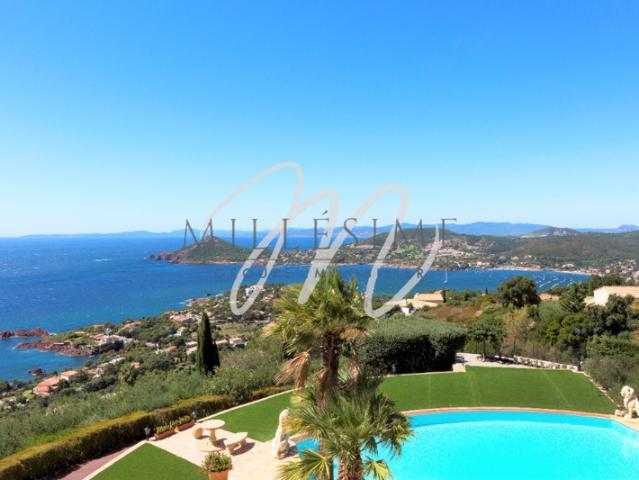 Bastide de Prestige avec Piscine et vue Mer Panoramique