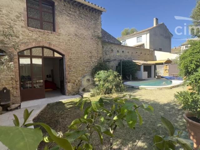 Bastide de prestige de 341 m²