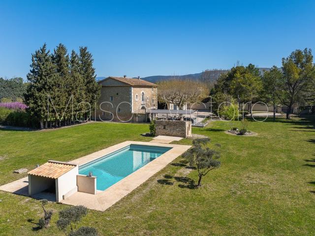 Bastide d'exception du 19e siècle 333m² L'Isle sur la Sorgue