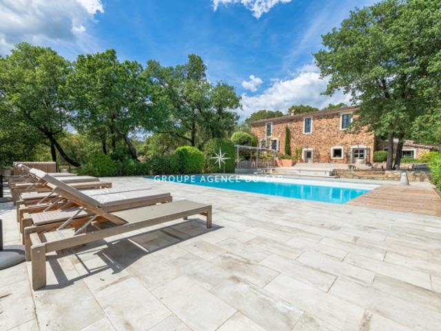 BASTIDE EN PIERRE DU 19EME SIECLE
