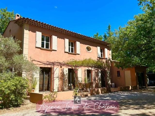 Bastide Provençale 6 pièces – 180 m² – GAREOULT