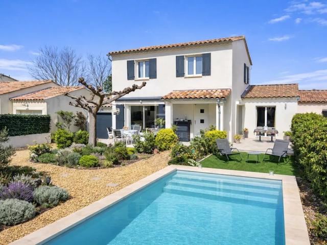 Bastide récente en résidence sécurisée 105m² Saint Rémy de Provence