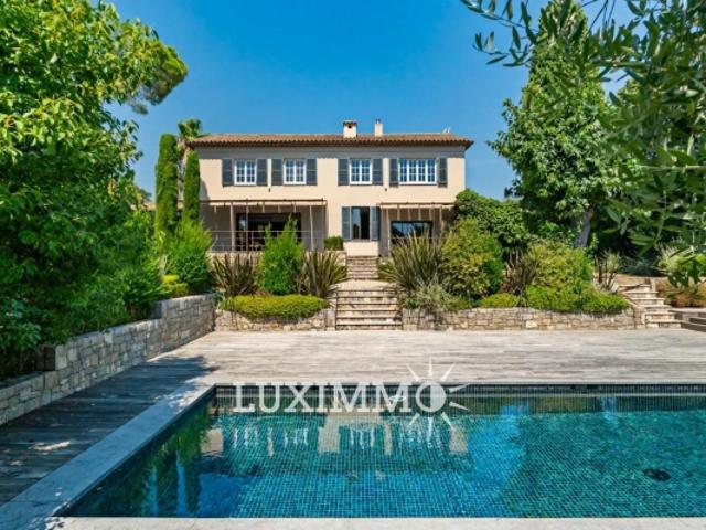 BASTIDE RÉNOVÉE 4CH DOMAINE FERMÉ
