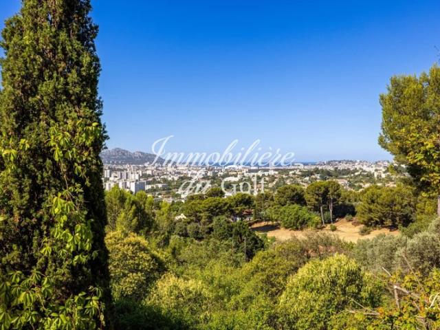 BASTIDE SECRETE Maison T6 de 197m2 Terrain 5300m2 Vue pano