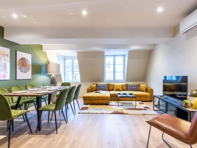 Bastille Duplex