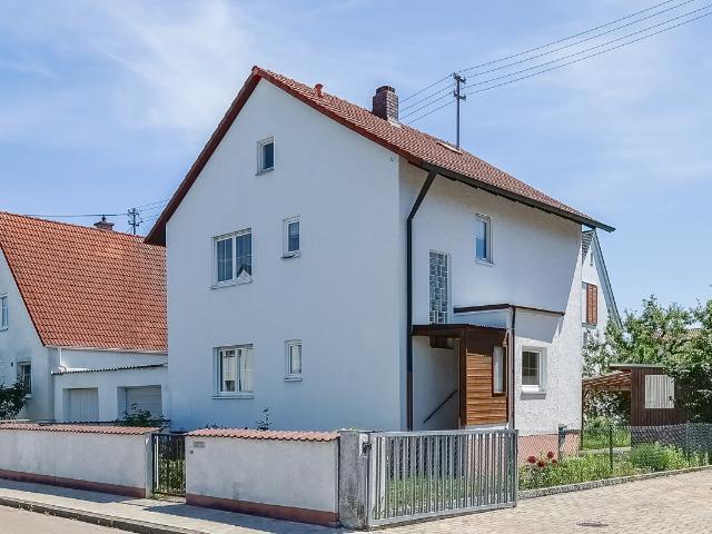 Bastler aufgepasst! Gemütliches Einfamilienhaus in Ingolstadt Nord Ost