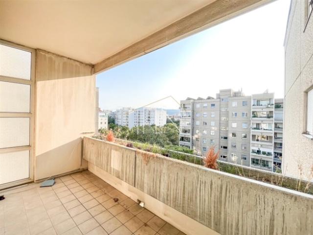BASTLERHIT 3 Zimmer Wohnung mit Loggia und perfektem Grundriss!