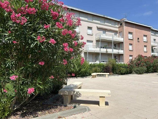 Bas Côte Pavée Halle aux Grains Appartement T5 avec terr