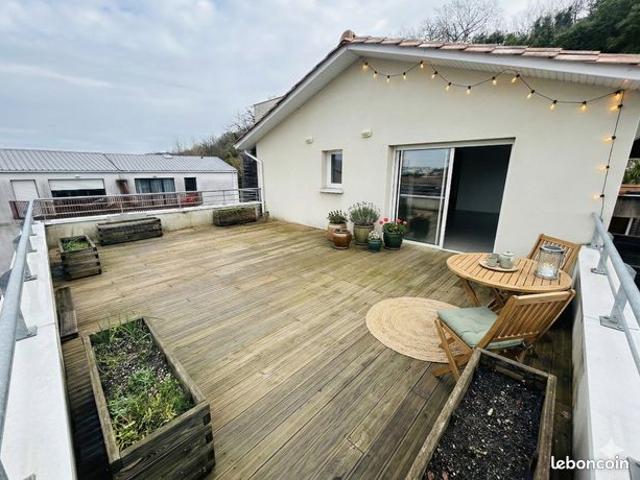 BAS CENON T4 terrasse XXL