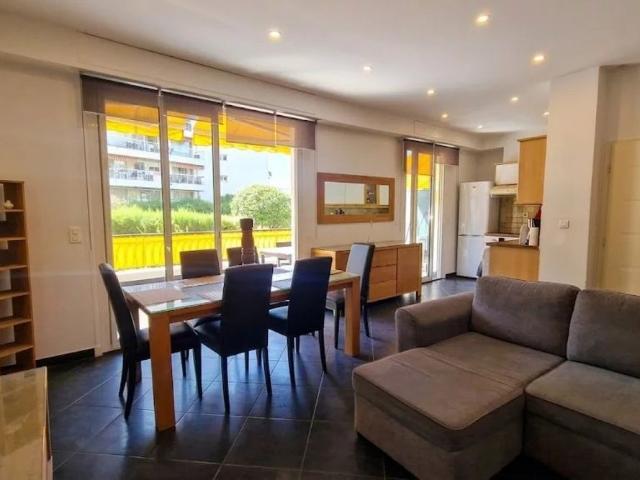 BAS CIMIEZ superbe 2p meublé terrasse33m² pkg cve