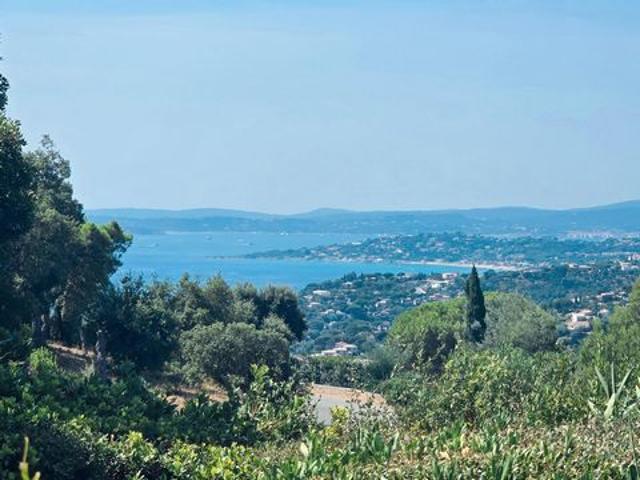 Bas de mazet aux Issambres vue mer