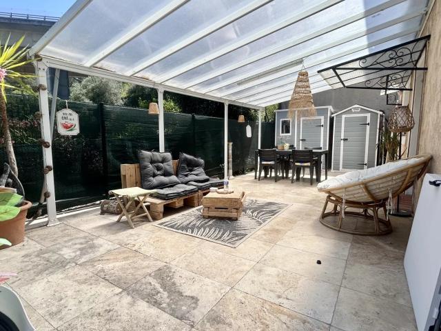 Bas De Maison 4P 75 M² Jardin Parking 74m² Nice