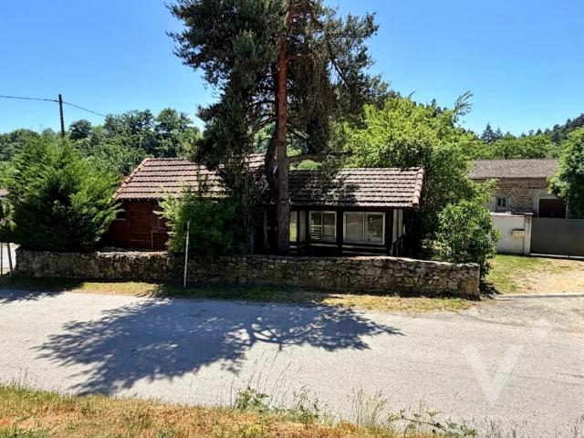 BAS EN BASSET Maison 30m2 / Terrain constructible 334m2