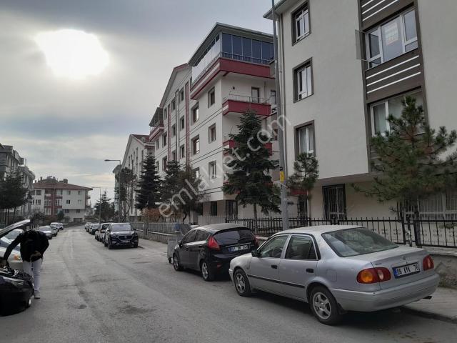 Basınevlerinde Ara Kat 3+1 110 M2 Net boş satılık