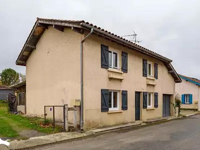 Bascons 40090 Achat / Vente maison 4 pièces t4 au dernier étage parking