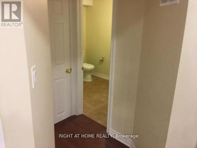 Basemnt 5813 Raftsman Cove Street, Mississauga, ON, L5M 6N9 house for lease | Listing ID W13557 | Royal LePage