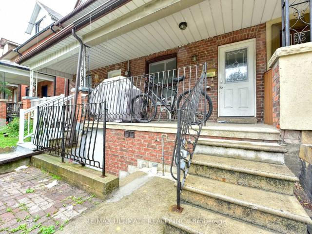 Basement 433 Symington Avenue in Toronto: Weston Pellam Park House for lease Toronto W03: MLS®# W13448124