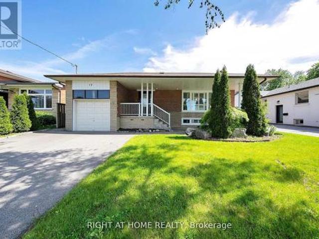 Basement 50 Wall Avenue, Toronto, ON, M9N 2N6 house for lease | Listing ID W13570 | Royal LePage