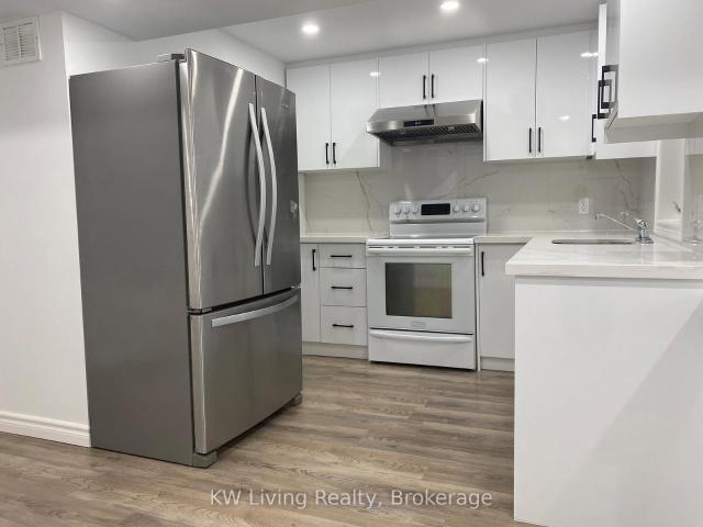 Basement 55 Collin Court, Richmond Hill | 2Beds/1Bath, Townhouse, $1,750/mo | Condos. Ca