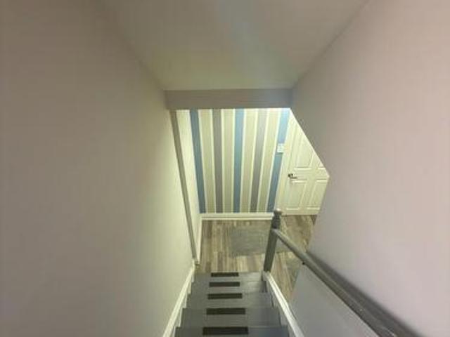 Basement 5668 Shillington Drive, Mississauga, ON, L5R 3N5 house for lease | Listing ID W13599 | Royal LePage