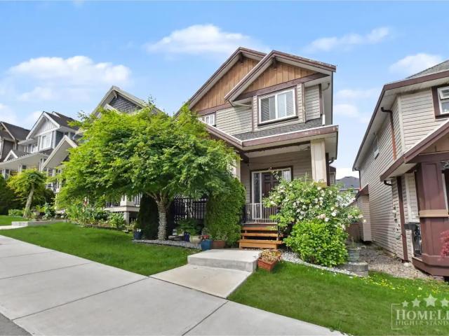 Basement 6125 148 STREET
