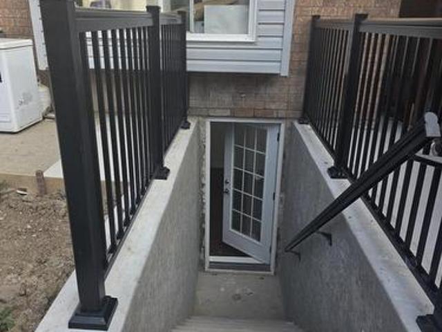 Basement 6 Chestermere Crescent, Brampton, ON, L7A 2A4 house for lease | Listing ID W13528 | Royal LePage
