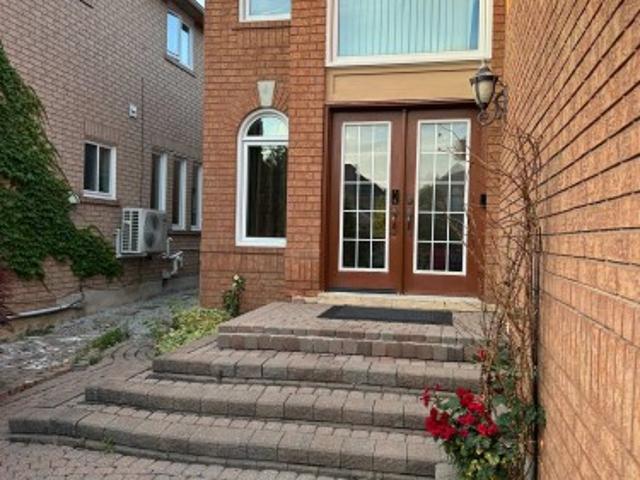 Basement 7171 Terragar Boulevard, Mississauga, ON, L5N 7N1 house for lease | Listing ID W13562 | Royal LePage
