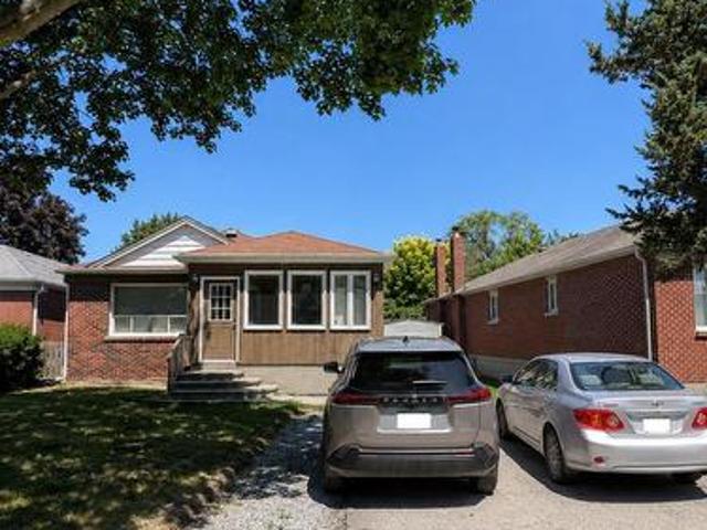 Basement 7 Ilfracombe Crescent, Toronto, ON, M1R 3R9 house for lease | Listing ID E13561 | Royal LePage