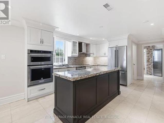 Basement 98 Ner Israel Drive, Vaughan, ON, L4J 9L1 house for lease | Listing ID N13605 | Royal LePage