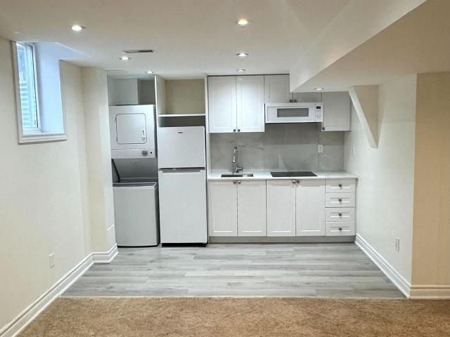 Basement 9 Lebovic Drive, Richmond Hill | 1Beds/1Bath, Townhouse, $1,550/mo | Condos. Ca