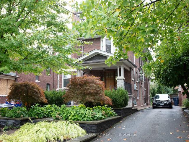 Basement 10 Northcliffe Boulevard in Toronto: Corso Italia Davenport House for lease Toronto W03: MLS®# W13243342