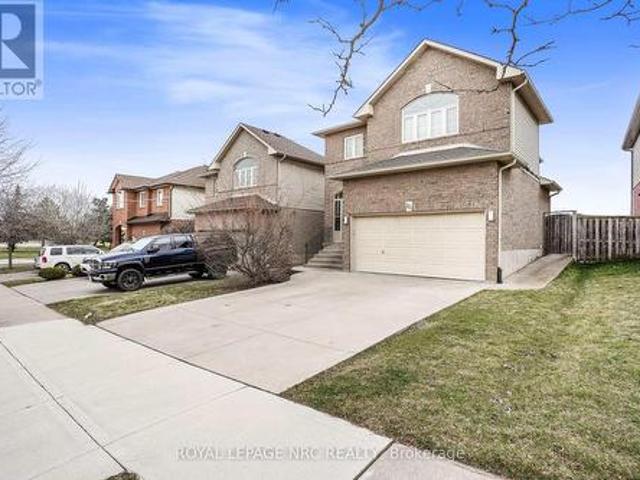 Basement 11 Meadow Wood Crescent, Hamilton Stoney Creek, ON, L8J 3Z7 investment for lease | Listing ID X13573 | Royal LePage