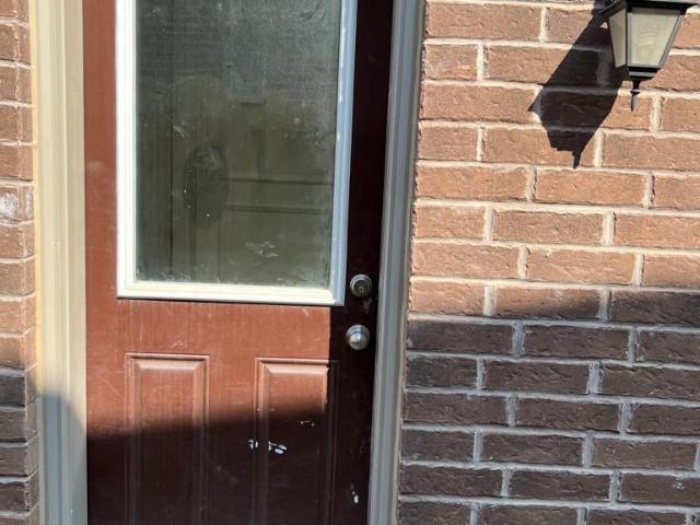 Basement 14 Lady Evelyn Crescent, Brampton | 2Beds/2Bath, Townhouse, $2,100/mo | Condos. Ca
