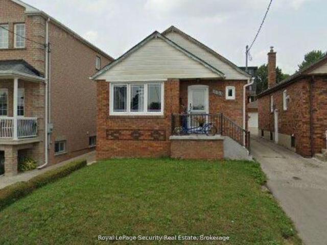Basement 162 Donald Avenue in Toronto: Keelesdale Eglinton West House for lease Toronto W03: MLS®# W12593718