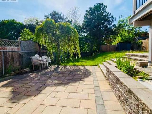 Basement 18 Rollingwood Drive, Toronto, ON, M2H 2M5 house for lease | Listing ID C13487 | Royal LePage