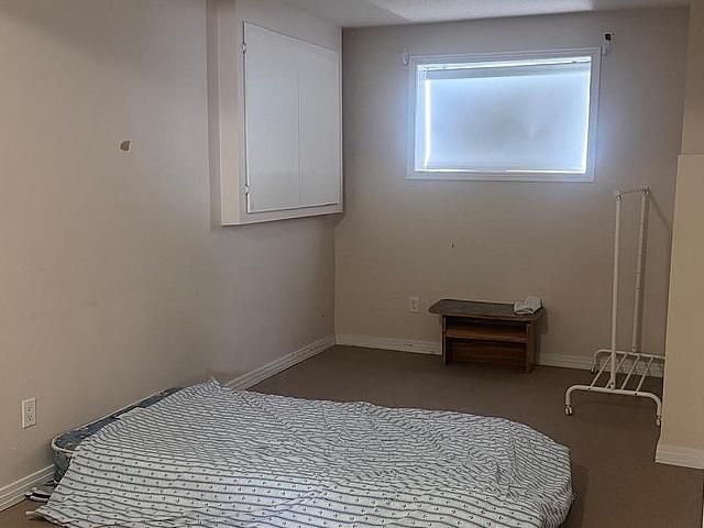 Basement 1 Room For Rent