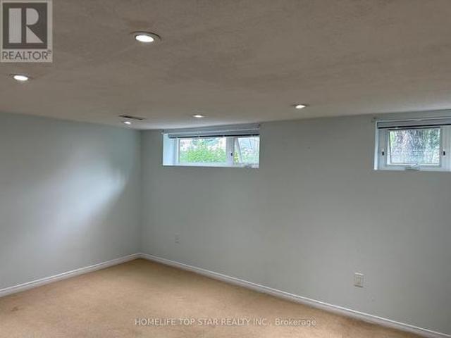 Basement 209 Connaught Avenue, Toronto, ON, M2M 1H6 house for lease | Listing ID C13495 | Royal LePage