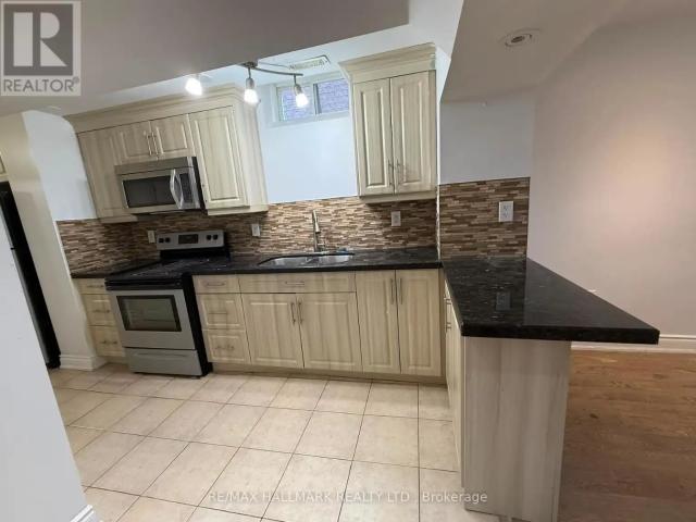 BASEMENT 209 OLD COLONY ROAD S