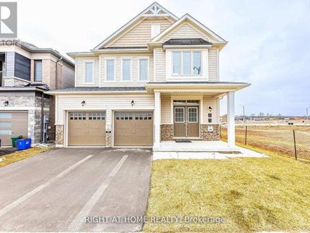 Basement 27 Lincoln Drive, Barrie, ON, L9J 0L8 house for lease | Listing ID S13572 | Royal LePage