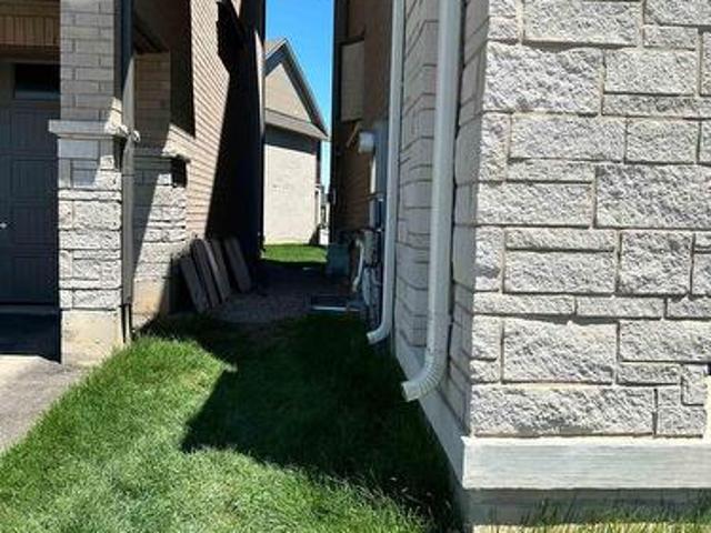 Basement 3343 Preserve Drive, Oakville, ON, L6M 5S4 house for lease | Listing ID W13535 | Royal LePage