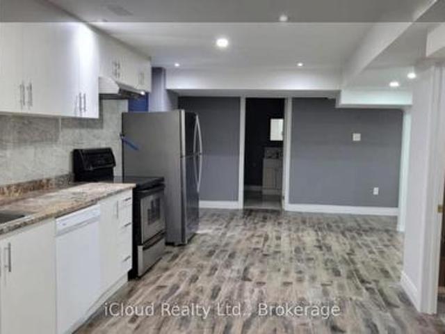Basement 3658 Golden Locust Drive, Mississauga, ON, L5N 8N7 house for lease | Listing ID W13527 | Royal LePage