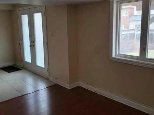 Basement Apartment 41 Cherry Bush Road, Vaughan, ON, L6A 0R9 house for lease | Listing ID N13443 | Royal LePage