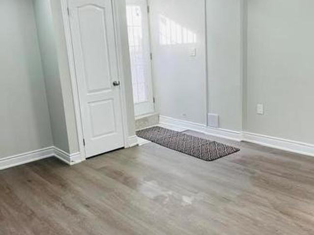 Basement Apartment 77 Folgate Crescent, Brampton, ON, L6R 4A7 house for lease | Listing ID W13434 | Royal LePage