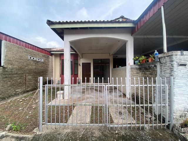 BASIC UNIT Teres setingkat Taman Widuri SPS