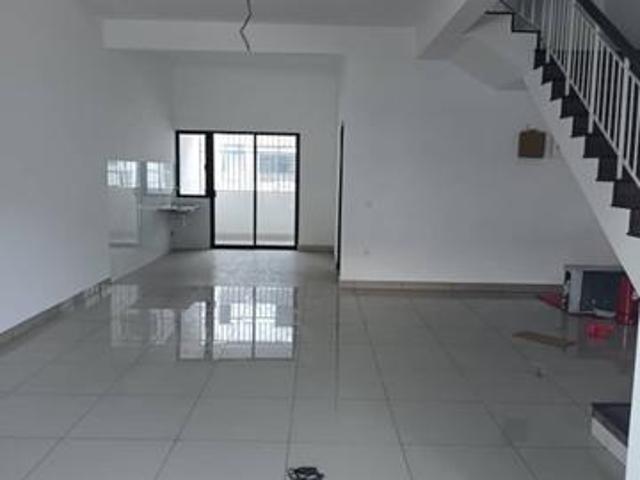 Basic Unit 20x75 4R3B Lyra Bukit Raja 2Sty House Klang