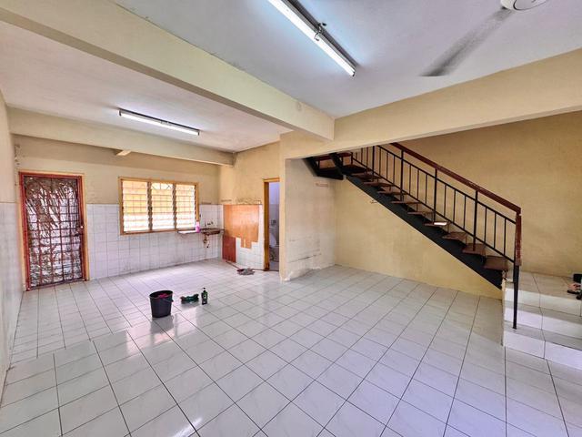 BASIC UNIT 2 Storey Terrace Taman Desa Mas Bandar Country Homes