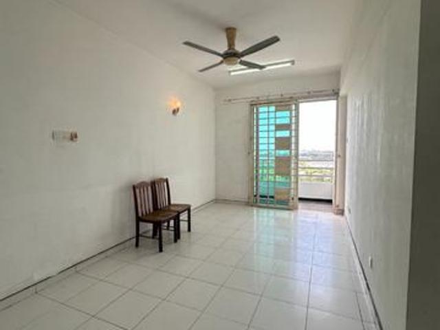 Basic Renovated Pinang Laguna Water Park Condo For Sale Perai