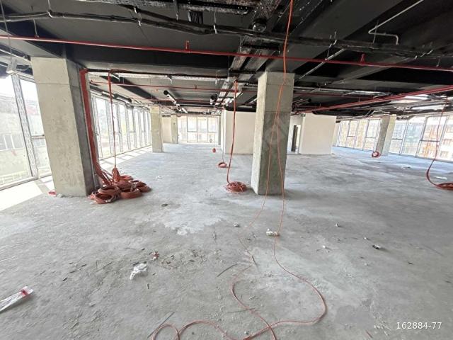BASIN EKSPRESTE PRESTİJLİ LOKASYONDA KİRALIK 3 KAT İŞ MERKEZİ