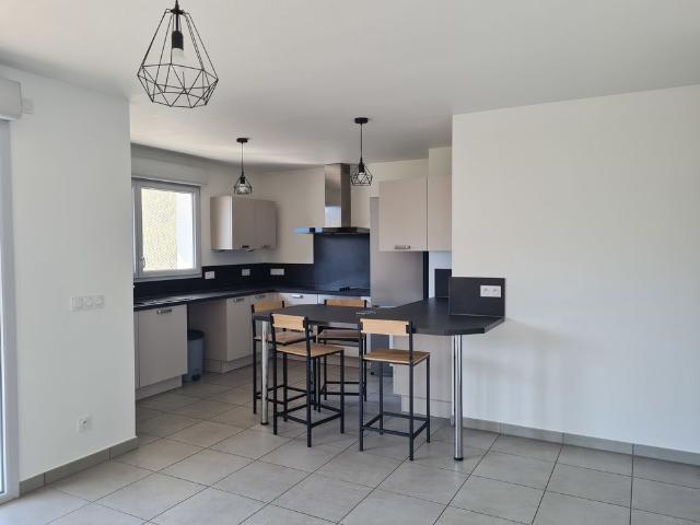 Bassens Location Appartement 73
